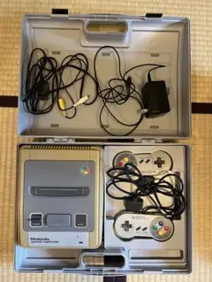 スーパーファミコン　本体　ケース