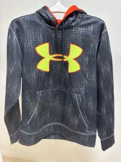 Under Armour パーカー