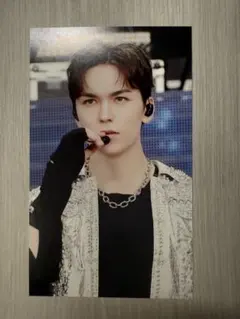 SEVENTEEN FOLLOW AGAIN ユニバ特典 トレカ バーノン