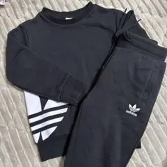 アディダスオリジナルス トップス