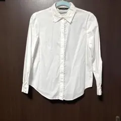 ZARA BASIC 刺繍襟 パールボタン 長袖シャツ ホワイトのサムネイル