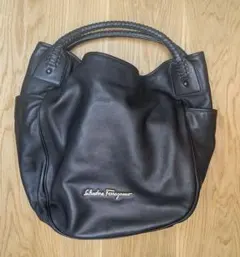 極美品 サルヴァトーレフェラガモ 巾着 ショルダーバッグ バックパック 