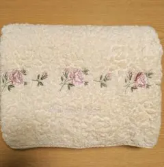 Hotman ホットマン 大判バスタオル 花柄刺繍 プリンセスローズ クリーム色のサムネイル