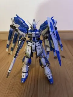 RG Hi-νガンダム　組み立て済み