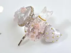 ハンドメイド 猫とドライフラワーのポニーフック - メルカリ