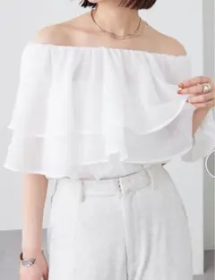 mystic シアーフリルオフショルブラウス