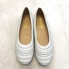 Item thumbnail for item e3d0a22e-40c3-4f9e-ba5f-be0e78673f97