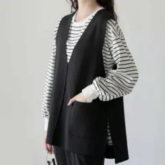 美品【My:nia】スポンディッシュ深Vネックシンプルベスト　ブラック　重ね着