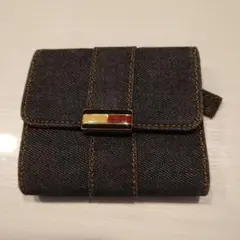 トミーヒルフィガー三つ折り財布
