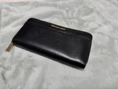 ＊即日発送　マイケルコース　MICHAEL KORS 長財布