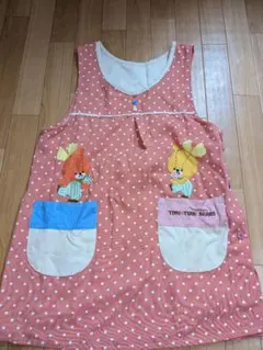 ルルロロ　水玉　エプロン　保育士