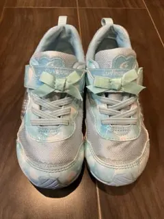 ムーンスターLUVRUSH 水色リボン付きスニーカー18センチ