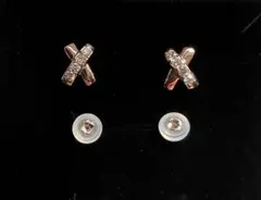 k18PG クロスダイヤピアス 計0.2ct(刻印あり)美品✨ k18PG クロスダイヤピアス 計0.2ct(刻印あり)美品✨ - メルカリ