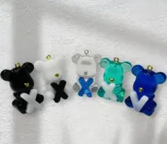 レジンキーホルダー　 クマ型キーホルダー　ハンドメイド　オーダーメイド　チャーム