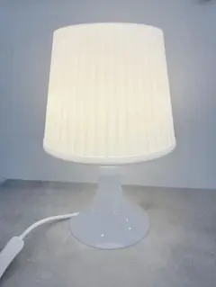 IKEA テーブルランプ　LAMPAN 照明　 ホワイト