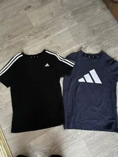 adidas Tシャツ 2枚セット