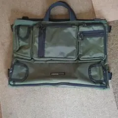 Item thumbnail for item e10cc644-5102-48dc-9b1f-a0aa929e554d