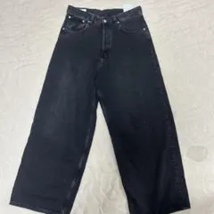 新品タグ付きZARA EXTRA BAGGY DENIM EUR40 新品タグ付きZARA EXTRA BAGGY DENIM EUR40