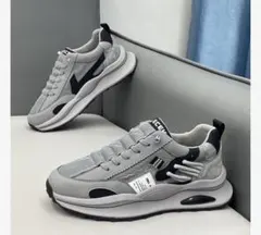 グレー スポーツ スニーカー【新品・未使用】