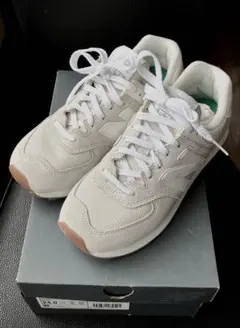 Item thumbnail for item e952ff9d-9662-4d2e-8ad4-ad2f465520e4