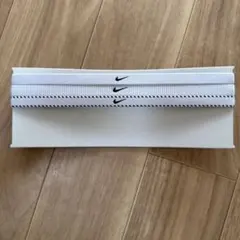 Nike ヘアバンド 3本セット 白　サッカー　スポーツのサムネイル