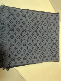 LOUIS VUITTON モノグラフ　ネイビーマフラー