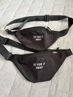 ANAP ミニショルダーバッグ　ボディーバッグ　2個セット