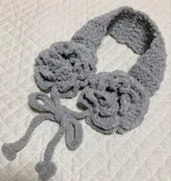 イヤーマフ　耳当て　ヘッドドレス　手編み　　かぎ針編み　イヤーマフラー　バラ