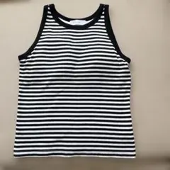 カップ付きタンクトップ