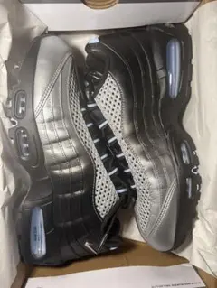 27.5 Palace × Nike Air Max 95 Big Bubbleのサムネイル
