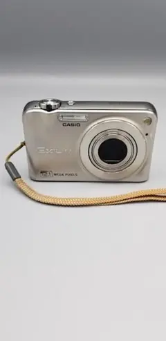 希少 CASIO EXILIM EX-M1 シルバー コンパクトデジタルカメラ Yahoo!オークション -「ex-m1」(コンパクトデジタルカメラ