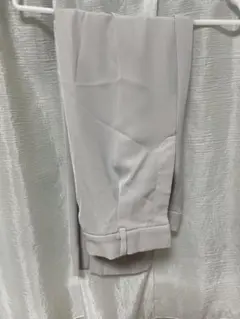 UNIQLO ライトグレー スラックス Mサイズ