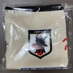 サッカー日本代表デザイン　選手サイン入りタオル　　白色　チャレンジカップ　新品
