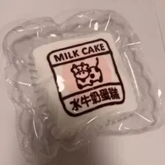 kikisquishy 牛ケーキ 水感 白 ピンク XL