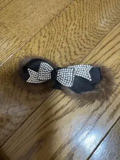 ストーン装飾リボン型ヘアクリップ