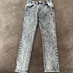 Item thumbnail for item 8653bdaf-951d-42ba-b136-426ebb128b6b