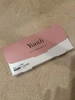 Yunth Pure VC Whitening Serum 美容液