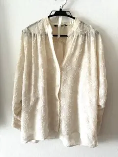 ZARA アイボリー 花柄レース 長袖シャツ