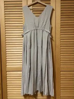 ディスコート Vネック ノースリーブ ロングワンピース