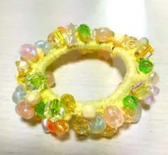 ビタミンカラーのビーズシュシュ