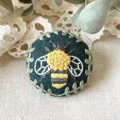 ⑤37ミナペルホネン ブローチアクセサリー ハンドメイド - メルカリ