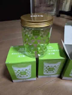 Item thumbnail for item ba6ba6ec-ac70-41d2-961a-c695fe1f66cc