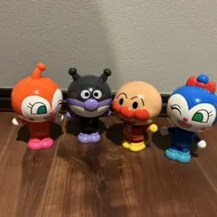 ガチャガチャ　アンパンマン　セット