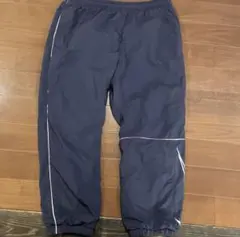 Nike sb ナイロンパンツ　ネイビー　スケーター　スケボー