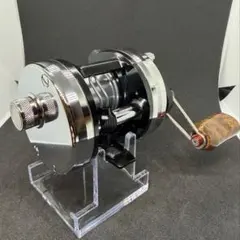 Item thumbnail for item f3d28a0d-c633-4db8-a720-f5a923bb762a