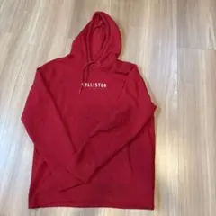 Hollister 赤 フード付きパーカー（裏起毛）