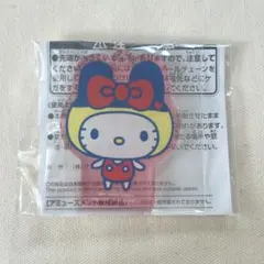 サンリオ　たまごっち　アクリルキーホルダー　ハローキティ　まめっち