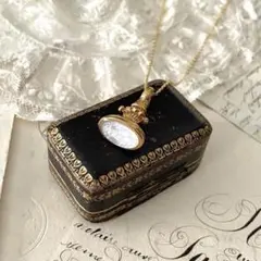 【 782 】ヴィンテージ フォブ シール シェル ネックレス