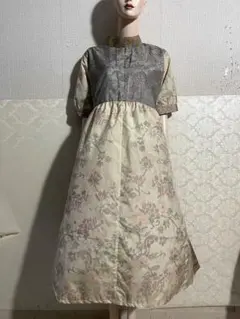 正絹7マルキ大島紬着物リメイク 淡いピンク花柄模様 Aライン