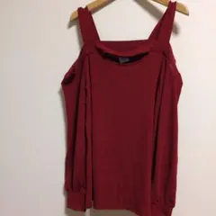 ​【美品】オフショルダー 肩あき ニット トップス ワインレッド ボルドー